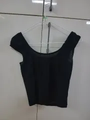 黒色 薄い ノースリーブ