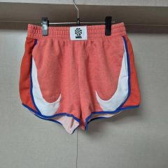 75)ナイキ レディース CIRCA ショート パンツ ハイウエスト ショーツ