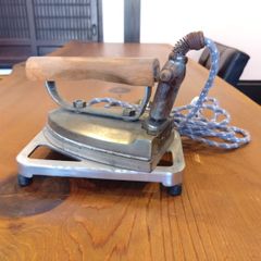 ビンテージ　インダストリアル ランプ 木製ベース　昭和レトロ　ホーロー　アイアン ビンテージ インダストリアル ランプ 木製ベース 昭和レトロ ホーロー