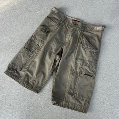 リーバイス カーゴ ハーフパンツ 32