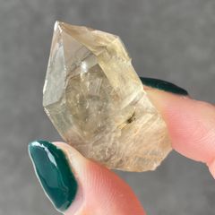 ☆別格高級品！エンジェルヘア ガーデン ルチル 原石 六角柱 福財龍王