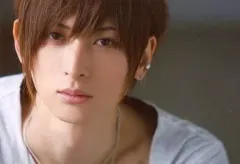 【中古】生写真(男性) 古川雄大(不二周助)/横型・顔アップ・衣装グレー・ネックレス・私服ショット/ミュージカル『テニスの王子様』The Imperial Presence 氷帝 feat. 比嘉