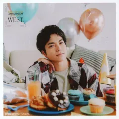 【中古】生写真(STARTO) WEST./重岡大毅/サイズ(89×89)/ファミクラストア Ambassador 2024-2025 WEST. ましかくフォト(Home Party)