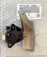 ★新品 LEXUS RC F (USC10), GS F (URL10)用 パドルシフト, トランスミッションシフト スイッチ 右側 レクサス純正部品のサムネイル