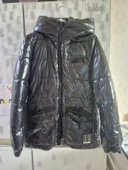 DKNY SPORT ブラック 光沢 ダウン アウター