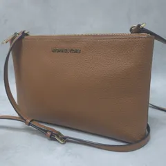 ✨【美品】MICHAEL KORS マイケルコース JET SET TRAVEL ダブルガセット クロスボディバッグ  バニラ エイコーン お財布ショルダー 2WAY 軽量 サフィアーノレザー ショルダーバッグ レディース かわいい 人気✨