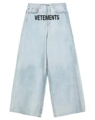 ヴェトモン メンズ ボトムス デニムパンツ VETEMENTS ストレートレッグ Blue ブルーのサムネイル