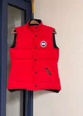 (送料込み) Canada Goose(カナダグース) レディース ダウン ベスト S (正規品)