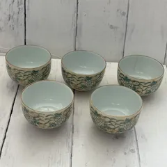 九谷焼 汲出茶碗（湯呑み） 5客セット 菊紋 金彩 レトロ食器
