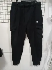 ナイキ ブラック カーゴ 起毛 ジョガーパンツ
