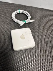 Apple純正の61W USB-C電源アダプタA1947
