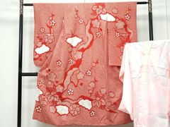 平和屋着物▽上質な色無地　単衣　紋意匠　遠州茶色　正絹　逸品　DAAS0486az 平和屋着物▽上質な色無地 単衣 紋意匠 遠州茶色 正絹 逸品 DAAS0486az