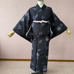 A72愛華 着物 小紋 単衣　紬　草花柄 黑地 正絹 手縫い仕立て A69愛華 洗える夏着物 小紋 単衣 絽 花柄 手縫い仕立て 正絹 美品