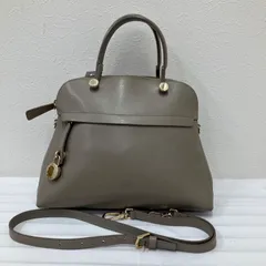 Y868　FURLA　フルラ　パイパー　M　PIPER M　レディース　2way　ショルダーバッグ　ハンドバッグ　レザー　グレージュ系　シンプル　きれいめ　上品　エレガント