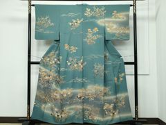 訪問着 単衣仕立て 正絹綸子 薄緑地に金箔の扇柄に吉祥花の友禅絵羽 