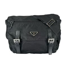 極美品✨】プラダ マルチポケット メッセンジャーバッグ ナイロン