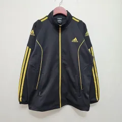 アディダス ブラック/GOLD バックプリント 3本線 トラックジャージ