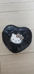 ハローキティ ブラックハート キルティングポーチ