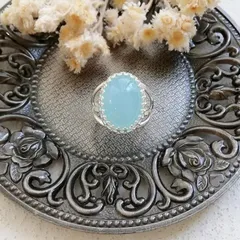 ヴィンテージガラス　ミルキーブルー　オーバルシェイプ　リング　指輪　/　18ｘ13ｍm　/　シルバートーン