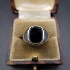 至高の逸品】英国ヴィンテージ 20号 オニキスリング シルバー925 4.7g 