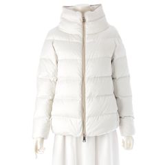 プラダ 24年 ヴァージンウール Vネック カーディガン DNA00S ネイビー 42【中古】 楽天市場】プラダ PRADA 24年 ヴァージンウール Vネック 長袖