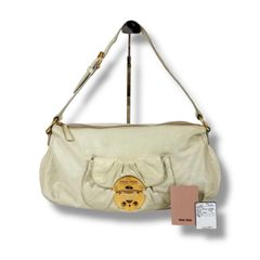 MIUMIU ミュウミュウ ワンショルダーバッグ レザー ホワイト アイボリー RR1529