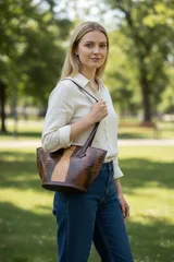 『美品』クロコダイルショルダーバッグ　サンジャック　ビバリー Beverly 本革　ワニ革