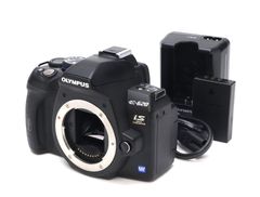 AA- (Excellent Condition) OLYMPUS E-620 Body, Shutter Count 2,545, Initial Defect Return Policy, 33-70mm