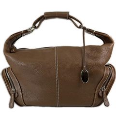 TOD'S トッズ ワンショルダーバッグ レザー チャーム付き - メルカリ