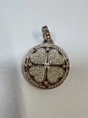 Folli Follie フォリフォリ クローバーモチーフ ハートネックレストップ