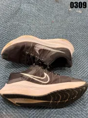 ナイキ ランニングシューズ ブラック