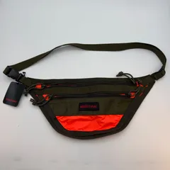BRIEFING ボディバッグ ウエストバッグ ブラック レッド ナイロン 軽量 コンパクト 新品同様 人気モデル P0-733