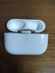 （正規品）Apple AirPods Pro 第2世代 充電ケースのみ USB-C A2968 純正品