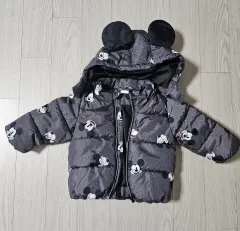ミッキーマウス キッズ ダウン アウター サイズ 6-9ヶ月 (大きめです)