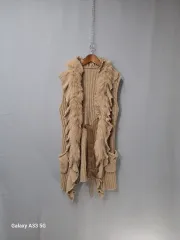 ファー装飾 ベージュ ニット ロング ベスト