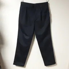 35/ユニクロ ツータック ネイビー チノパンツ/35-617