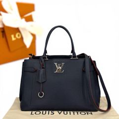LOUIS VUITTON ロックミーⅡBB ショルダーバッグ マリーヌルージュ LOUIS VUITTON ルイヴィトン ロックミーII BB ショルダーバッグ レザー