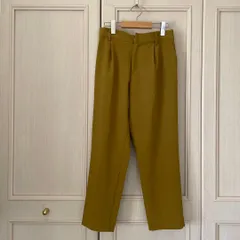 @ REINA HOSHI L  クロップド パンツ　pants　ボトム　bottom　ボトムス　黄色　イエロー　からし色　マスタード　YELLOW　お呼ばれ　デート　オフィスカジュアル　食事会　無地