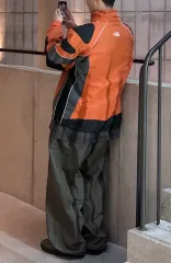 ザノースフェイス ウィンドブレーカー オレンジ XL