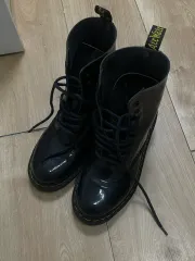 DR. MARTENS ドクターマーチン ブラック 1460 光沢 8ホール ブーツ 靴 240-245
