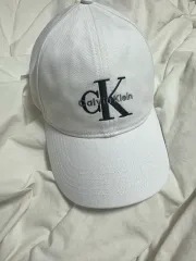 1回着用 カルバン・クライン ベースボールキャップ 白