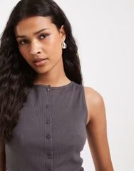 HIAND Bouclé Contrast Vest 白 - メルカリ