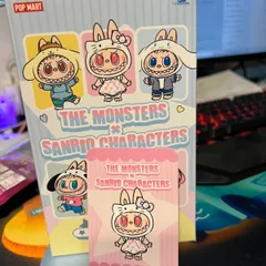 【新品】POPMART ラブブ サンリオ ハローキティ ぬいぐるみ