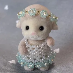 バックレースのデイジーワンピース 花冠つき パステルブルー ビーズ 赤ちゃんサイズ シルバニア 服 ワンピース きらきら 着せ替え お洋服