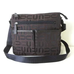 ユーバイウンガロ U by ungaro バッグ ショルダーバッグ ロゴ モノグラム ジャガード 茶 ブラウン 黒 ブラック かばん 鞄 カバン