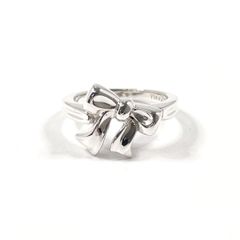 研磨済】Tiffany & Co. リボン リング シルバー 8号 - メルカリ
