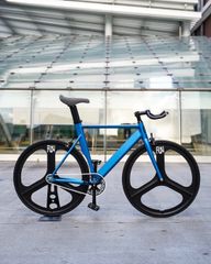 DUSNOVENTA HOUSTON 520 Mサイズ - メルカリ