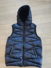 キッズ//イランド//軽くてパンパンなダウンベスト//ミリタリー//タグ140