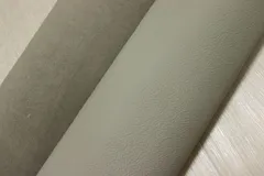 アッシュグレー 256ds クロム革 牛革 イタリア レザー シボ型押し はぎれ 一枚革 レザークラフト 革 皮 本革 diy 生地 材料