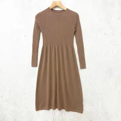 FRENCH PAVE フレンチパヴェ ニットワンピース キレイめ ナチュラル 伸縮性 シンプル ブラウン ◇、〇☆